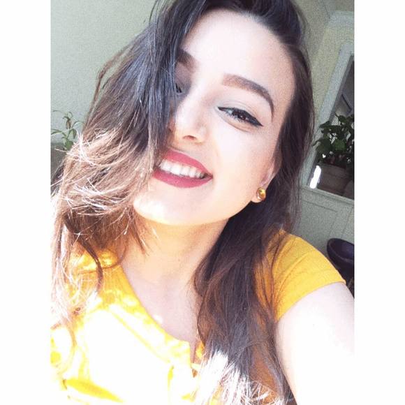 Meet your Posher, Gabrielaa