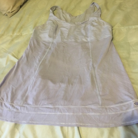 Lululemon top