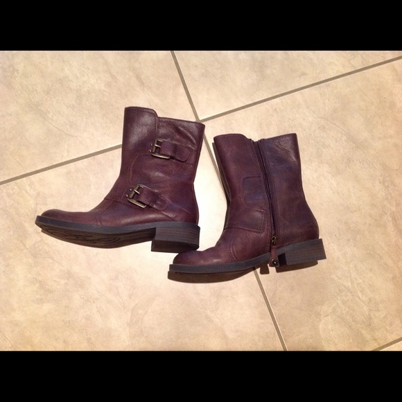 Clarks Shoes - 👢Enzo Angiolini boots size 5