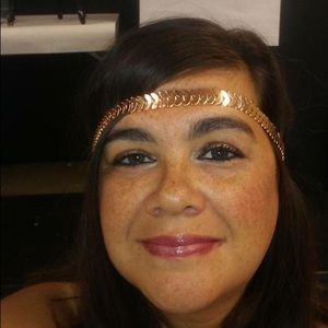 Meet your Posher, Deanna