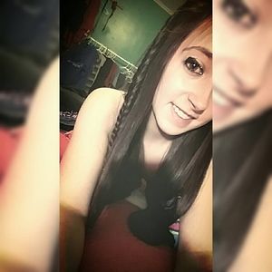 Meet your Posher, Hailey