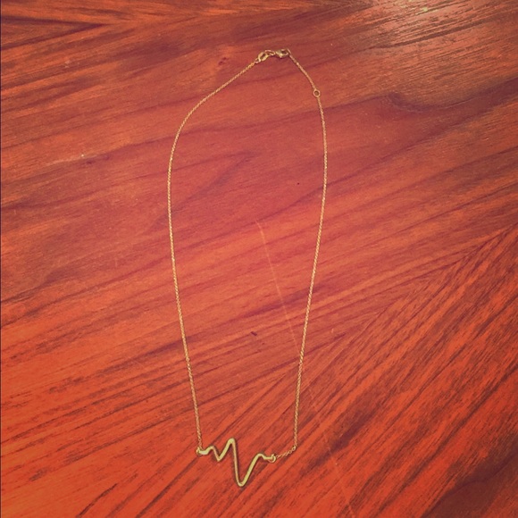 Jennifer Zeuner Heartbeat Necklace