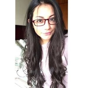 Meet your Posher, Becky