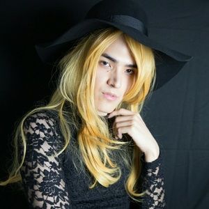Hot Topic Accessories - 🌟Long Golden Blonde Cosplay Wig Gold Yellow NEW Hot Topic Accessories - 🌟Long Golden Blonde Cosplay Wig Gold Yellow NEW