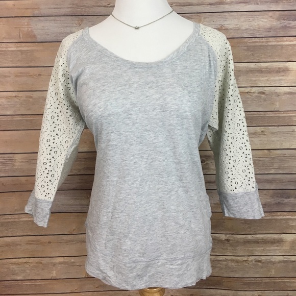 Express Tops - Express lace sleeve top