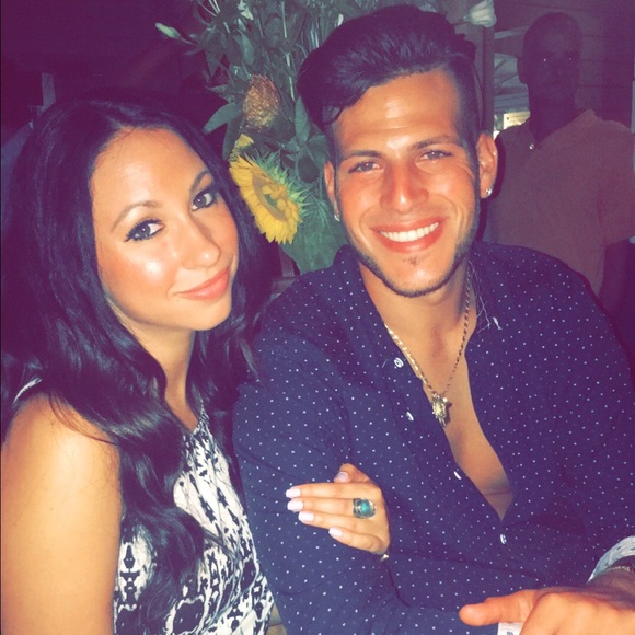 Meet your Posher, Chelsea - Picture 2 of 3