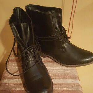 Boots  (worn once)