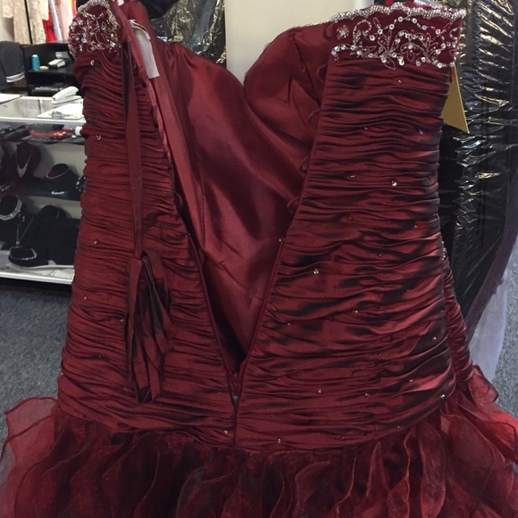 Mayqueen style 778 - Picture 2 of 4