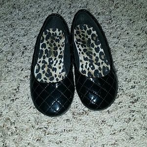 Toddler size 11 flats