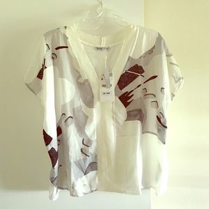 NWTs Zara silky patterned top