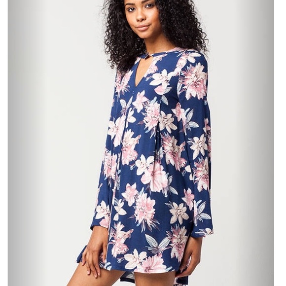 Blu Pepper Keyhole Floral Dress