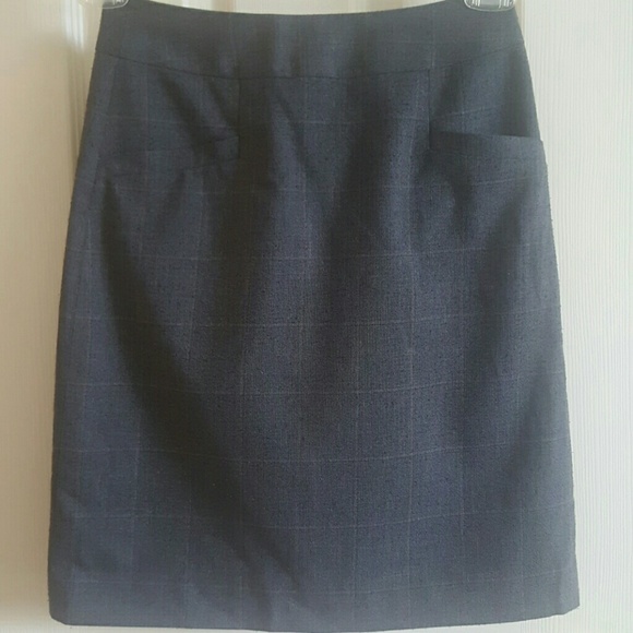 Banana Republic grey checkered skirt