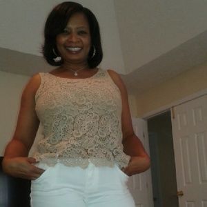 Meet your Posher, Cherri