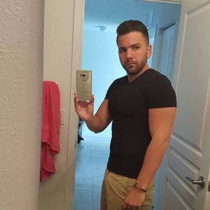 Meet your Posher, Luis