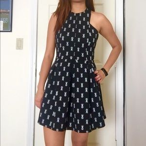 Hollister pineapple dress size small