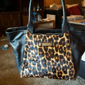 Vince Camuto purse