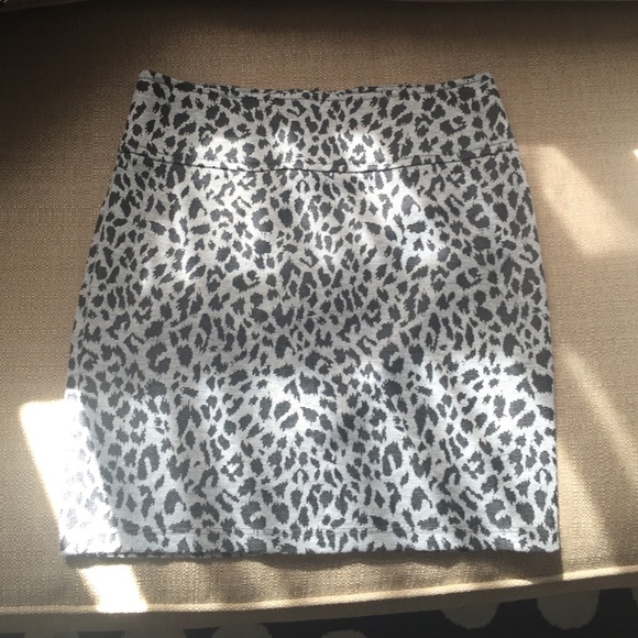 Leopard print mini skirt