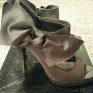 Steve Madden Luxe size 8.5