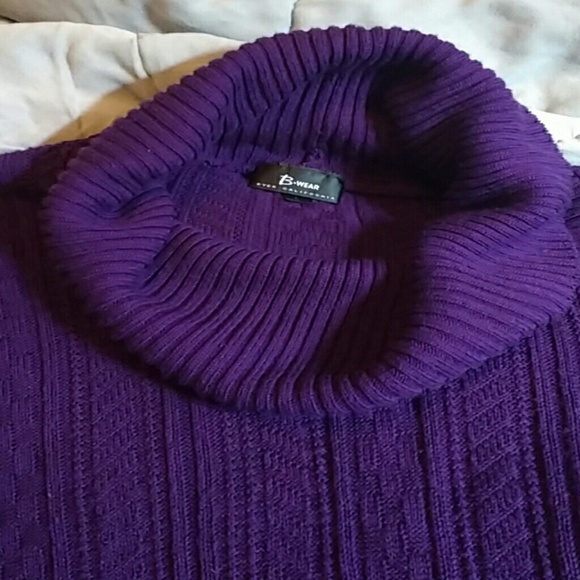 Purple cowl neck sweater - Picture 2 of 4