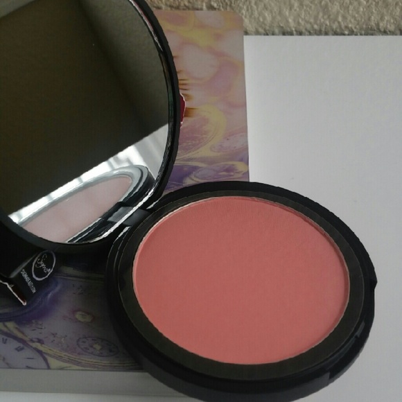 Sigma Aura Powder Blush - Picture 3 of 4