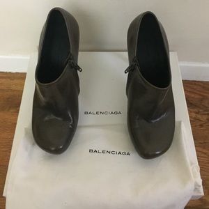 Balenciaga leather olive green booties in size 38.