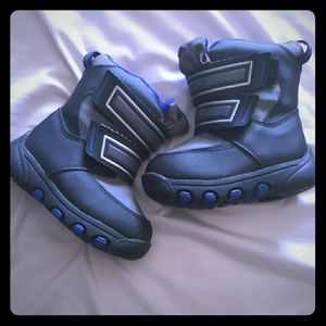Champion Brand Snowboots