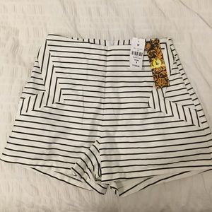 striped high waisted shorts