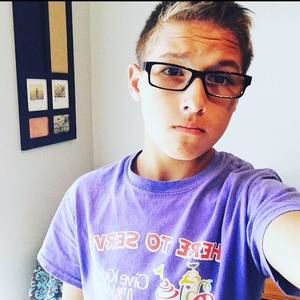 Meet your Posher, Alex