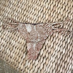 Acacia swimwear mudsnake bottoms small