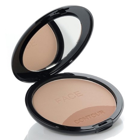 Color & Contour Ultra Creamy Translucent Powders