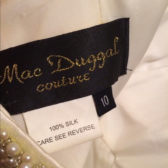 Mac Duggal formal dress. - Picture 3 of 3