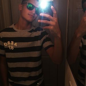 Meet your Posher, Jean f