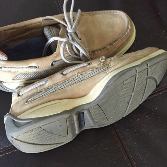 Men's Sperry's size 8. - Picture 2 of 2