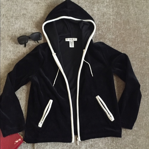 Jones New York Petite black & ivory hoodie