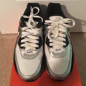 SALE UNTIL 10/5 🎀Nike air max wright ltdboys 5.5