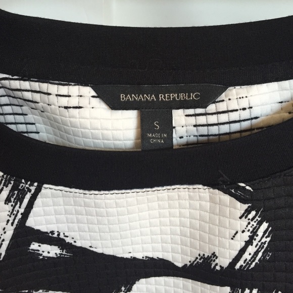 Banana Republic Retro Blouse - Picture 2 of 3