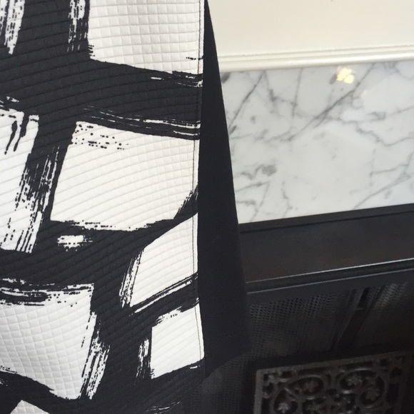 Banana Republic Retro Blouse - Picture 3 of 3