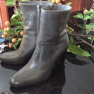 Gray leather boots Matisse in Hawthorne style 8M