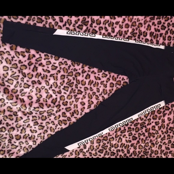 Size: Small - Picture 2 of 3