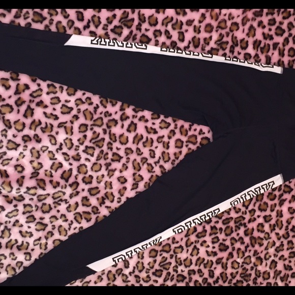 Size: Small - Picture 3 of 3