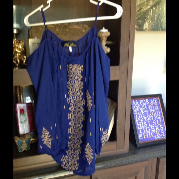 Blue and Gold Detailed Cold-Shoulder Top - Picture 2 of 4
