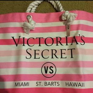 Victoria's Secret beach purse