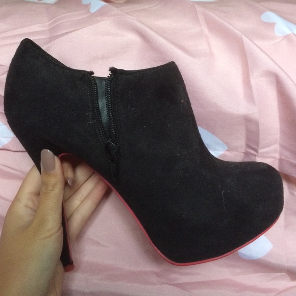 Black platforms/booties