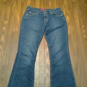 Levis 518 jeans 11