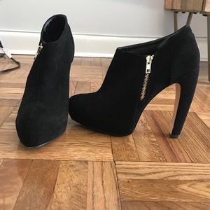Dolce Vita black booties - size 8