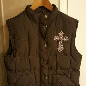 Ladies, get ready for the Rodeo! LG Cowgirl.Vest.