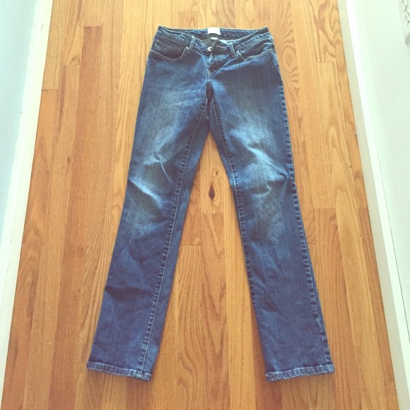 Women's Levi Jeans