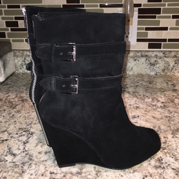 Michael Kors black suede Parker boot - Picture 2 of 4