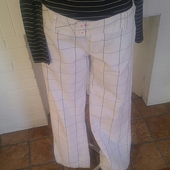 Hurley black and white checked trousers