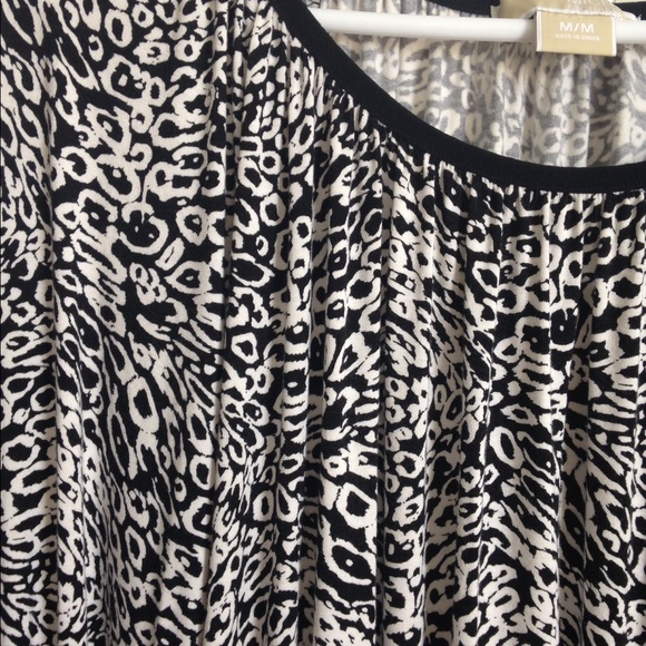 Michael Kors top - Picture 2 of 2